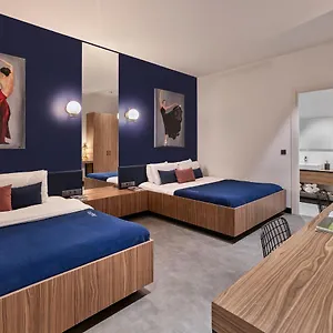 Kepler Club Sabiha Goekcen Airport - International Transit Area Capsulehotel