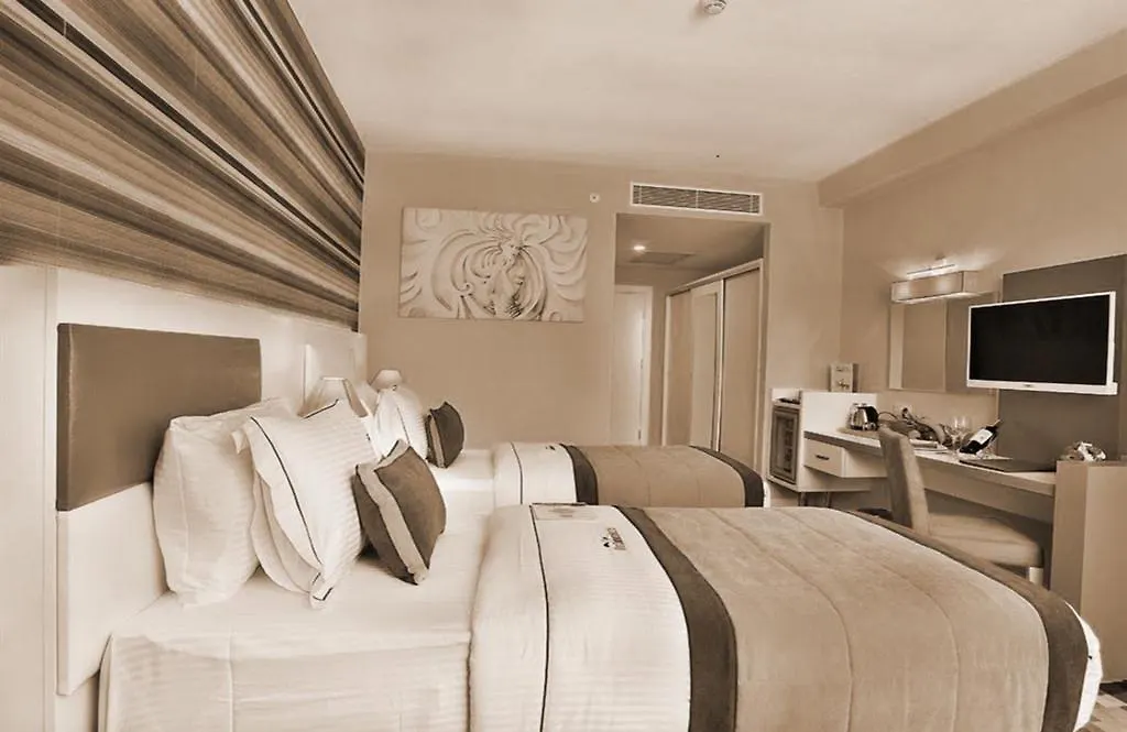 QUA Hotel İstanbul 5*,  Türkiye